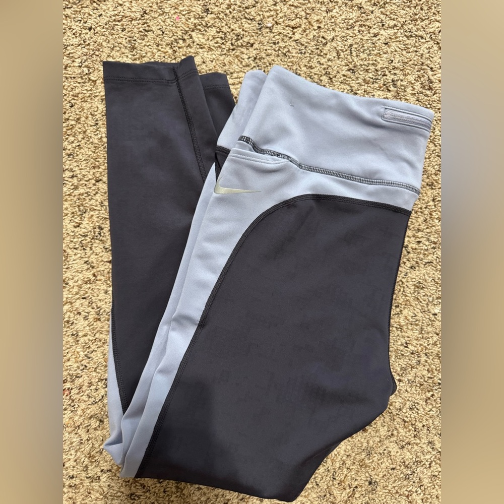 Nike Black/Gray and Light Purple Two-Tone Athletic Leggings